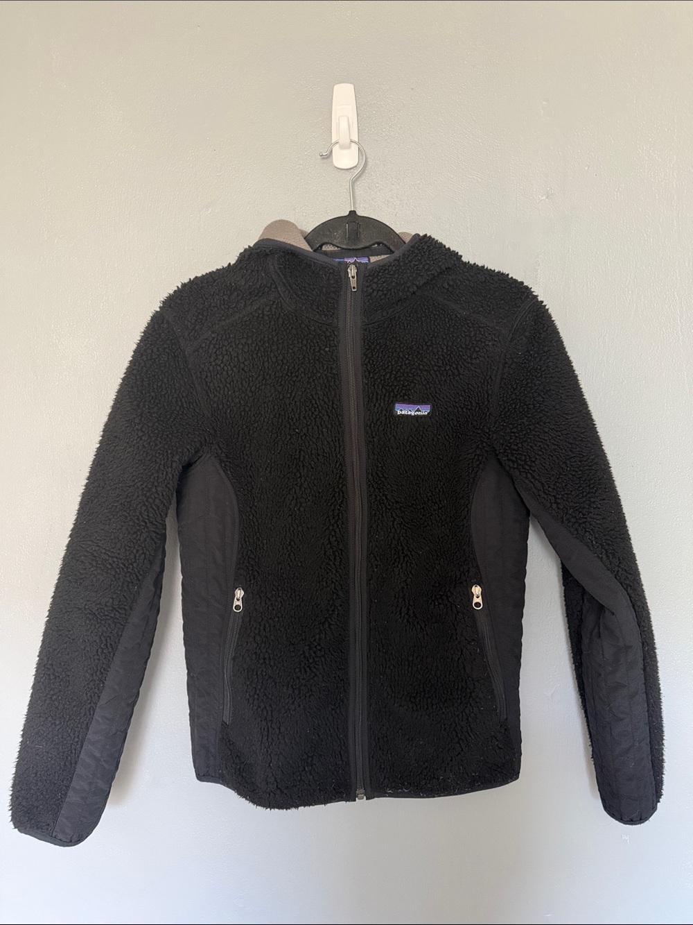Patagonia Women's Retro-X Hoody Black Gray Outdoor Activewear Jacket Medium
